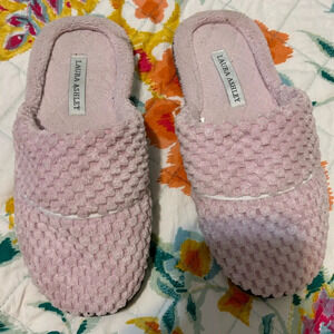NEW LAURA ASHLEY LONDON WOMEN'S SLIPPERS BEDROOM SHOES PINK SZ/S (5-6)